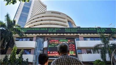 Stock Market: हफ्ते के पहले दिन शेयर बाजार में धमाका... सेंसेक्स 262 अंक उछला, इन शेयरों में तेजी