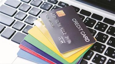 Credit cards के इस्तेमाल में जबरदस्त बढ़ोतरी, जानें देश में क्या है Debit Card का स्टेटस